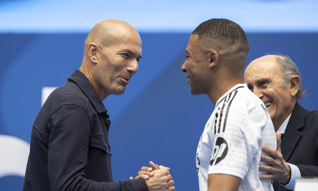 MTdmZTIyNDlmODVhOTEwMzc4MGUxYTAwODk2.thu