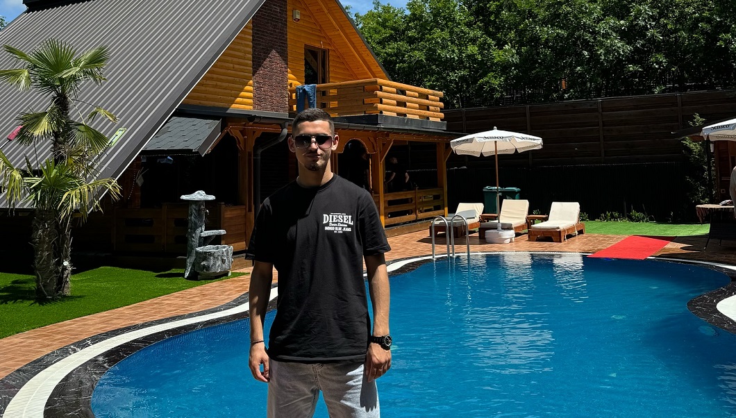 Noul număr 10 găsit de Rapid, comparat cu un fotbalist de la FCSB. ”Are nevoie de libertate de mișcare”