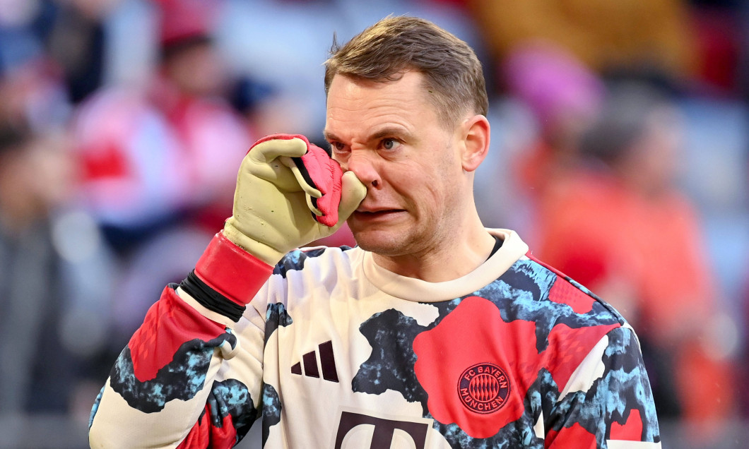 Rueckschlag fuer Manuel NEUER (Torwart Bayern Muenchen)-Trainingspause
