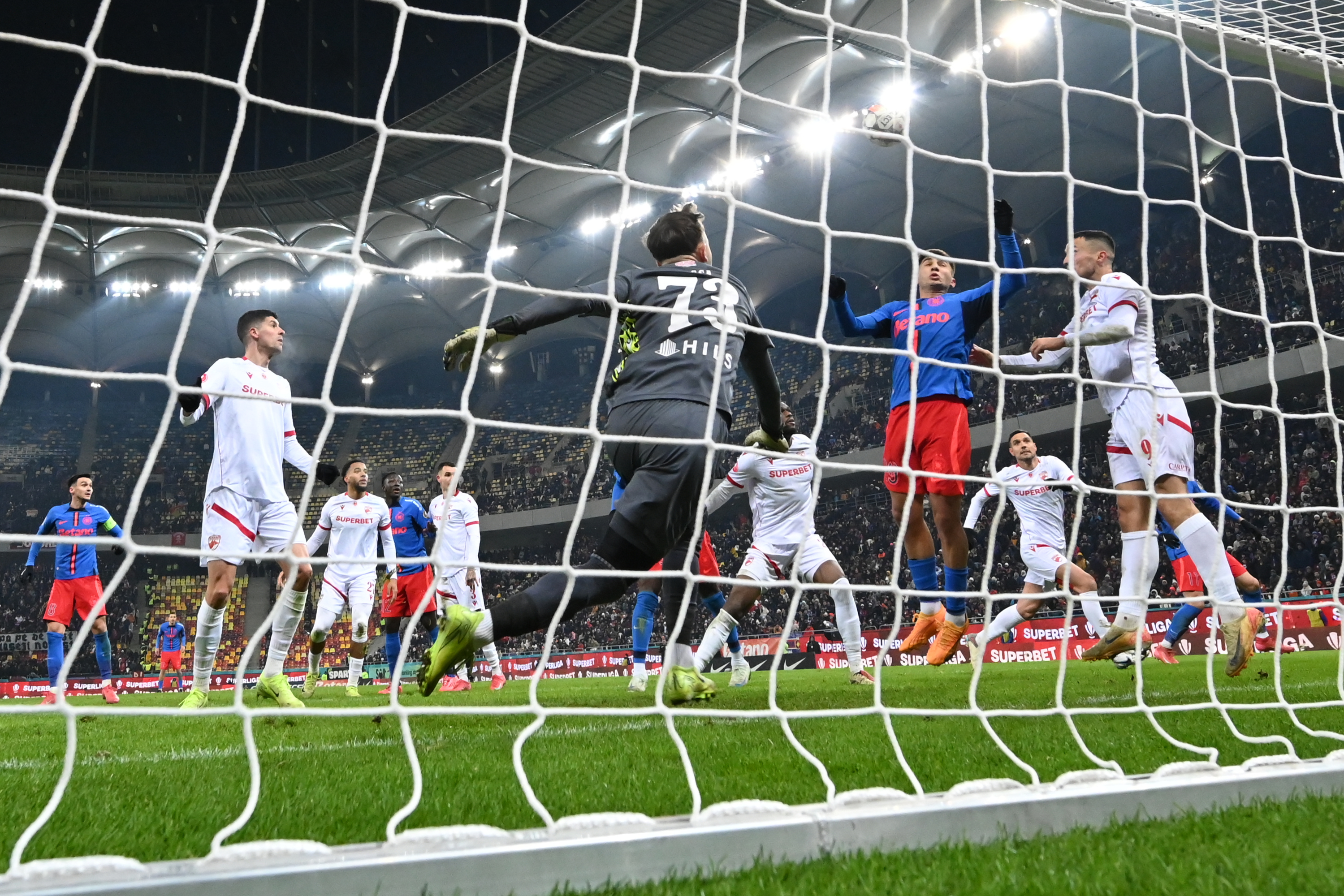 Dezvăluiri din vestiarul FCSB înaintea derby-ului cu Dinamo. Cum se pregătește cel mai mare meci al sezonului