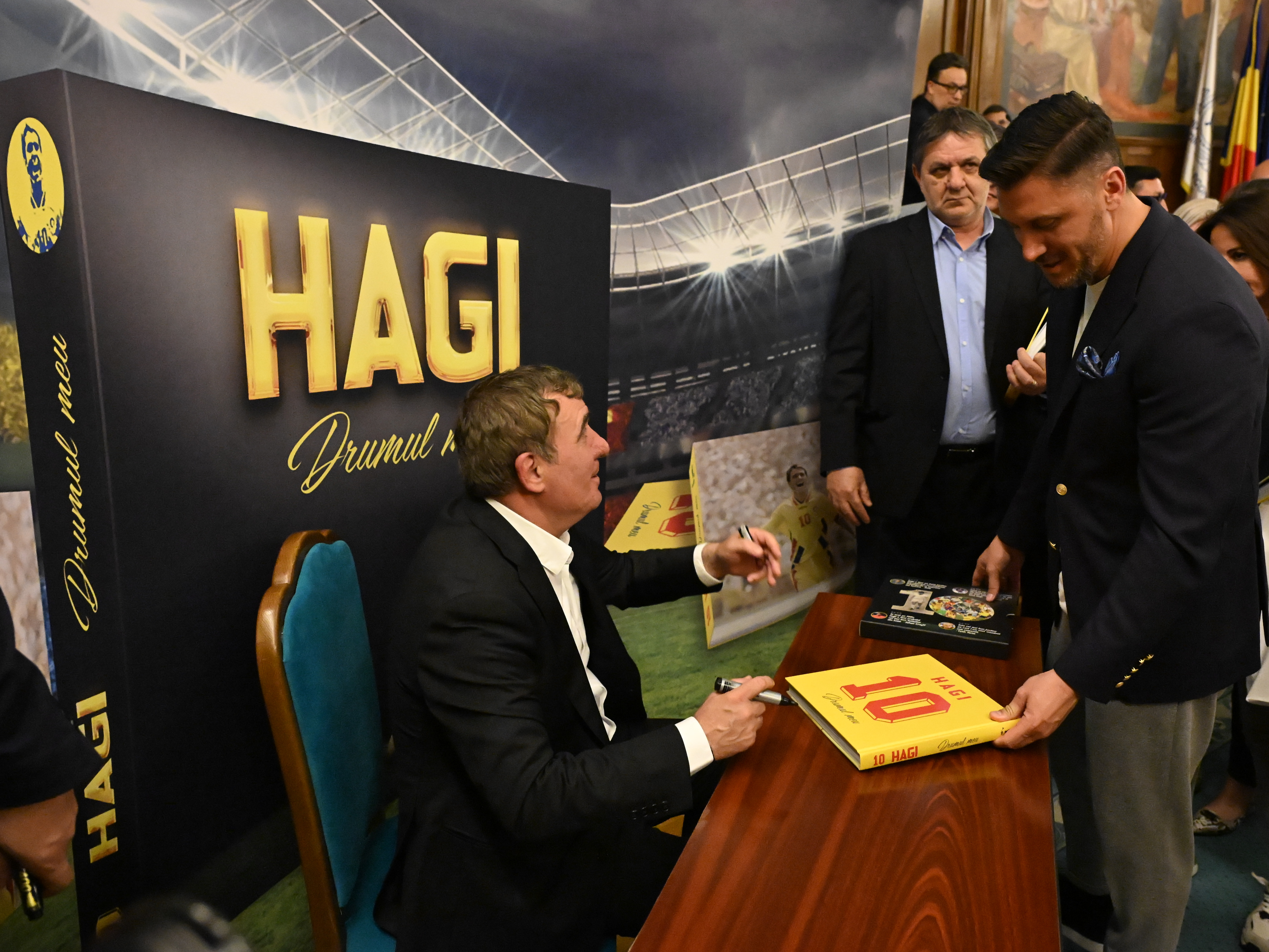 Imagine Stire Ciprian Marica îi dă șanse minime lui Gică Hagi la echipa națională: ”Numele nu îți dă garanția că se va schimba ceva” | 2review.ro