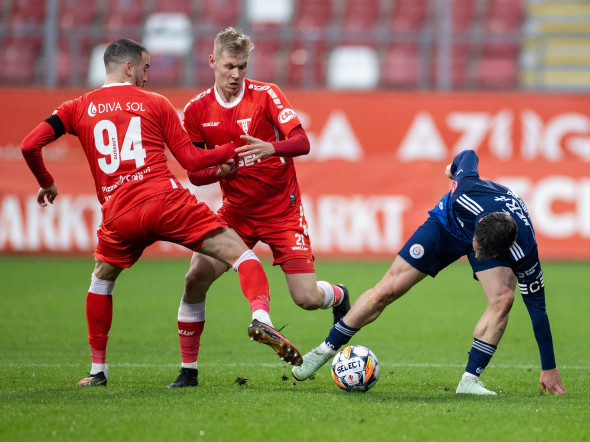 FOTBAL: UTA ARAD - SC OTELUL GALATI, SUPERLIGA SUPERBET - PLAY-OUT (16.03.2025)