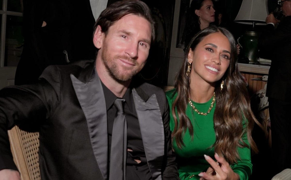 S-a aflat ce stă în spatele mesajului pe care Victoria Beckham i l-a scris soției lui Leo Messi, după petrecere