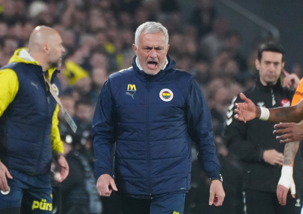 Fenerbahce a luat decizia în cazul lui Jose Mourinho: ”Am discutat deja”