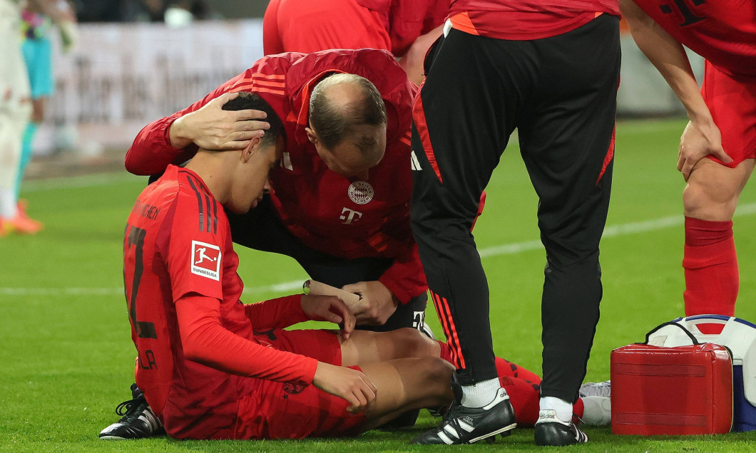 04.04.2025, 1. Bundesliga, FC Augsburg vs FC Bayern, WWK Arena Augsburg, Fussball, Sport