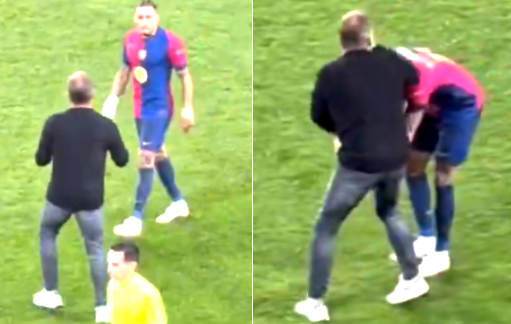 Prima reacție a lui Hansi Flick, după criza de nervi făcută de Raphinha la Barcelona - Betis