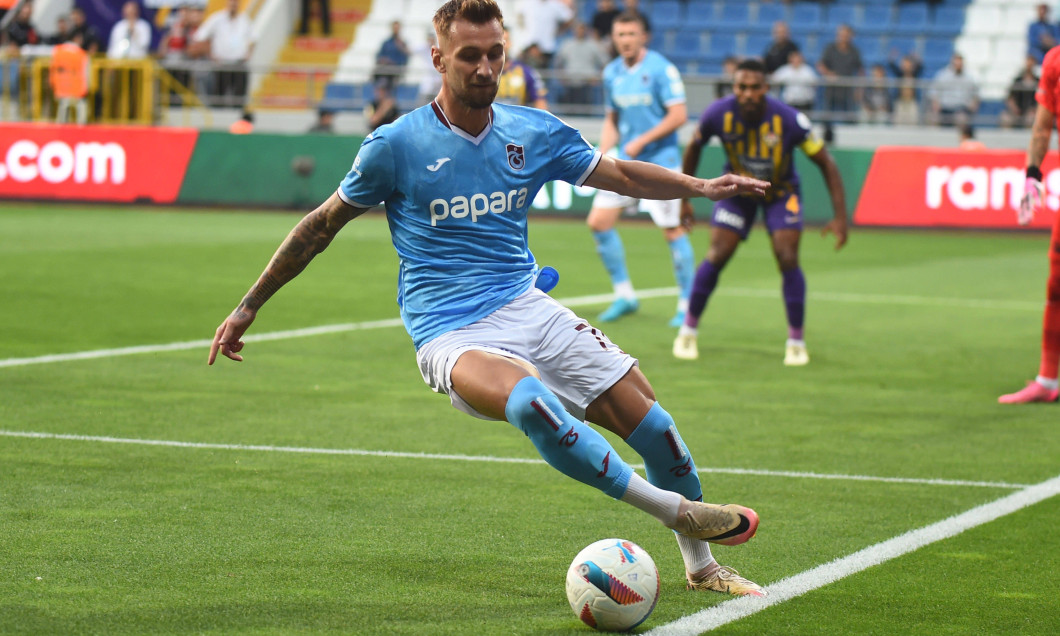 Denis Dragus of Trabzonspor during the Turkish Super League match between Eyupspor and Trabzonspor at Kasimpasa Recep Ta