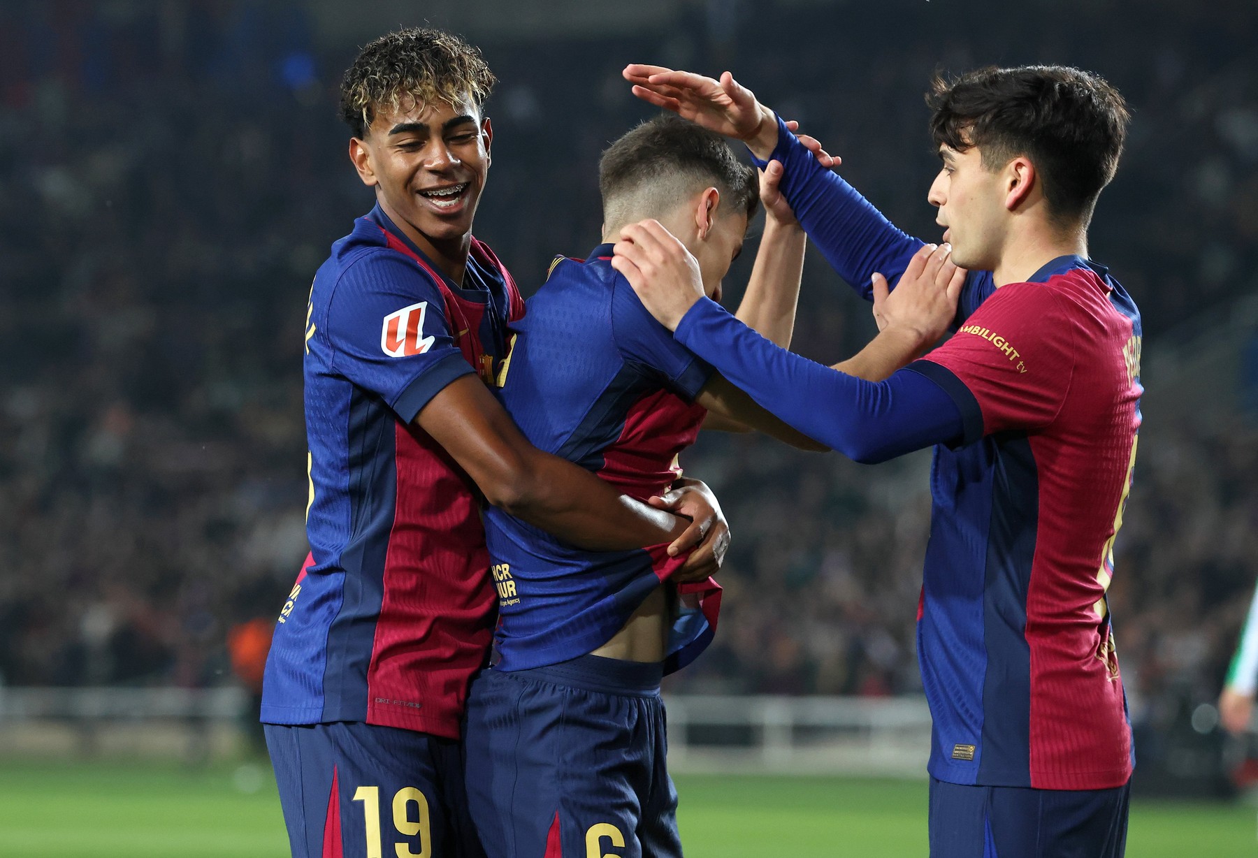 Imagine Stire Revine în lot la Barcelona, după 6 luni de absență! Hansi Flick: ”Este o veste grozavă” | 2review.ro