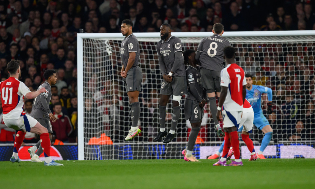 Arsenal v Real Madrid - Champions League Quarter Final - Emirates Stadium. Declan Rice scores with a 2nd half free kick for Arsenal. Picture : Mark Pain / Alamy Live News