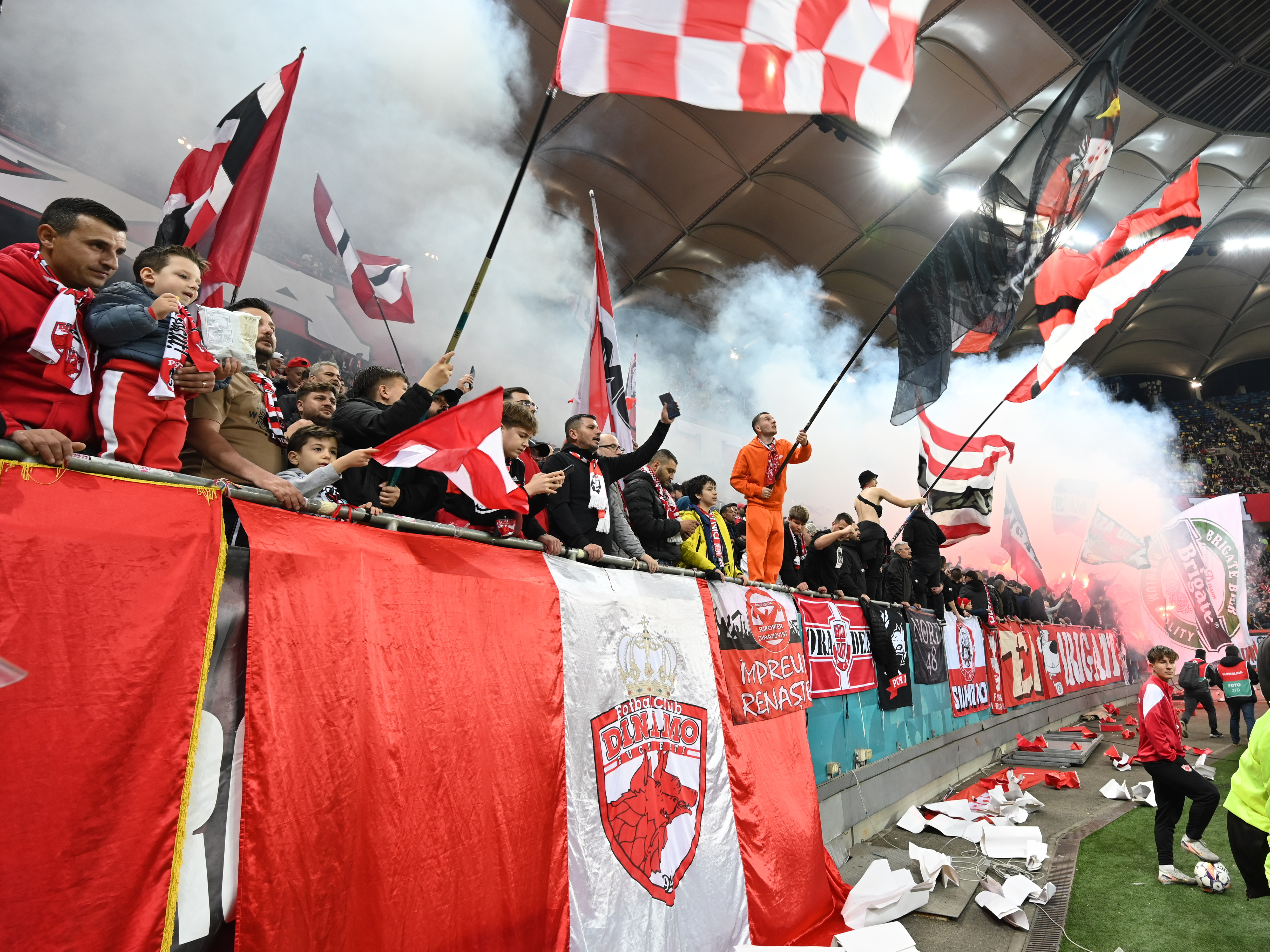 Amendă uriașă luată de Dinamo după derby-ul cu FCSB! Urmează sancțiuni mai severe + Pedepsele de la U Cluj - CFR