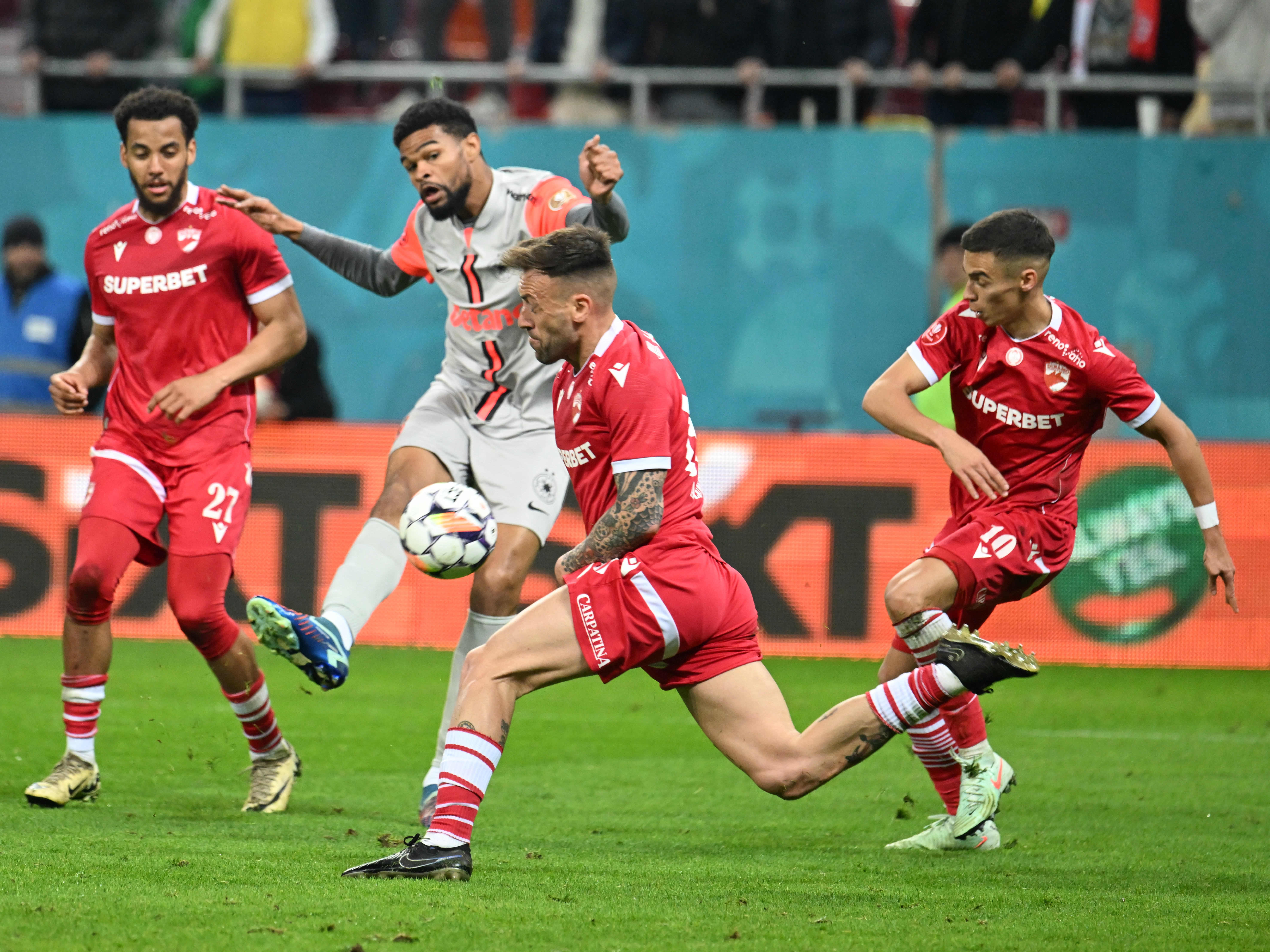 Își face bagajele: e OUT de la Dinamo în vară!
