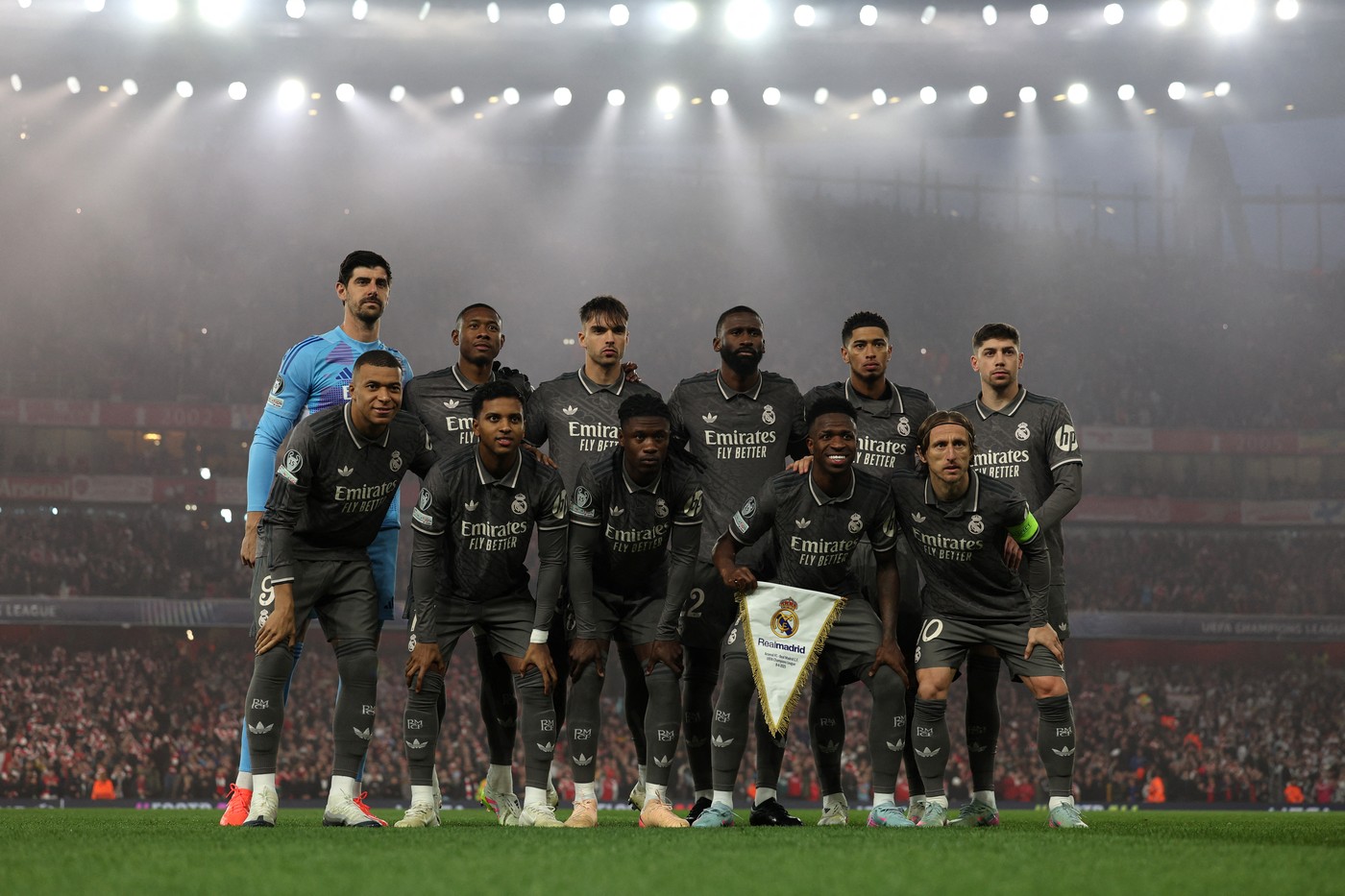 Ofertă de 120.000.000€! Real Madrid a primit propunerea după 0-3 cu Arsenal în Champions League