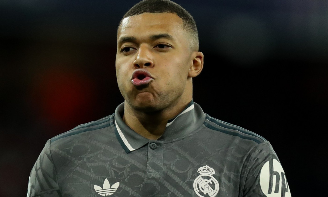 UEFA Champions League Quarter-Finals Arsenal V Real Madrid