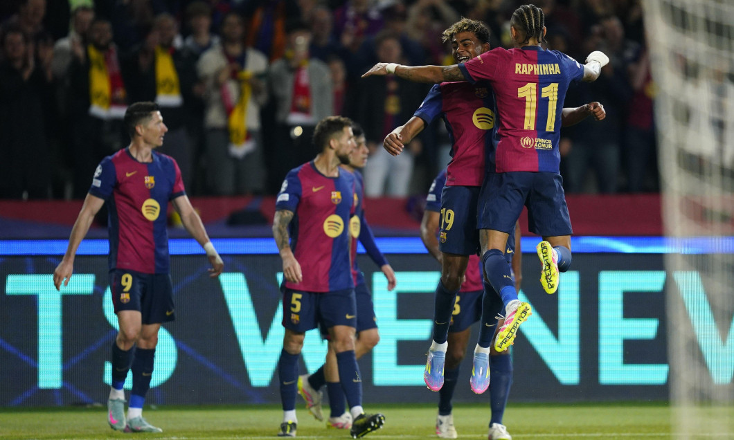 Robert Lewandowski of FC Barcelona celebrates the 3-0 during the UEFA Champions League match, Quarter-Finals, firs leg, between FC Barcelona and Borussia Dortmund played at Lluis Companys Stadium on April 9 2025 in Barcelona Spain. (Photo by Sergio Ruiz /