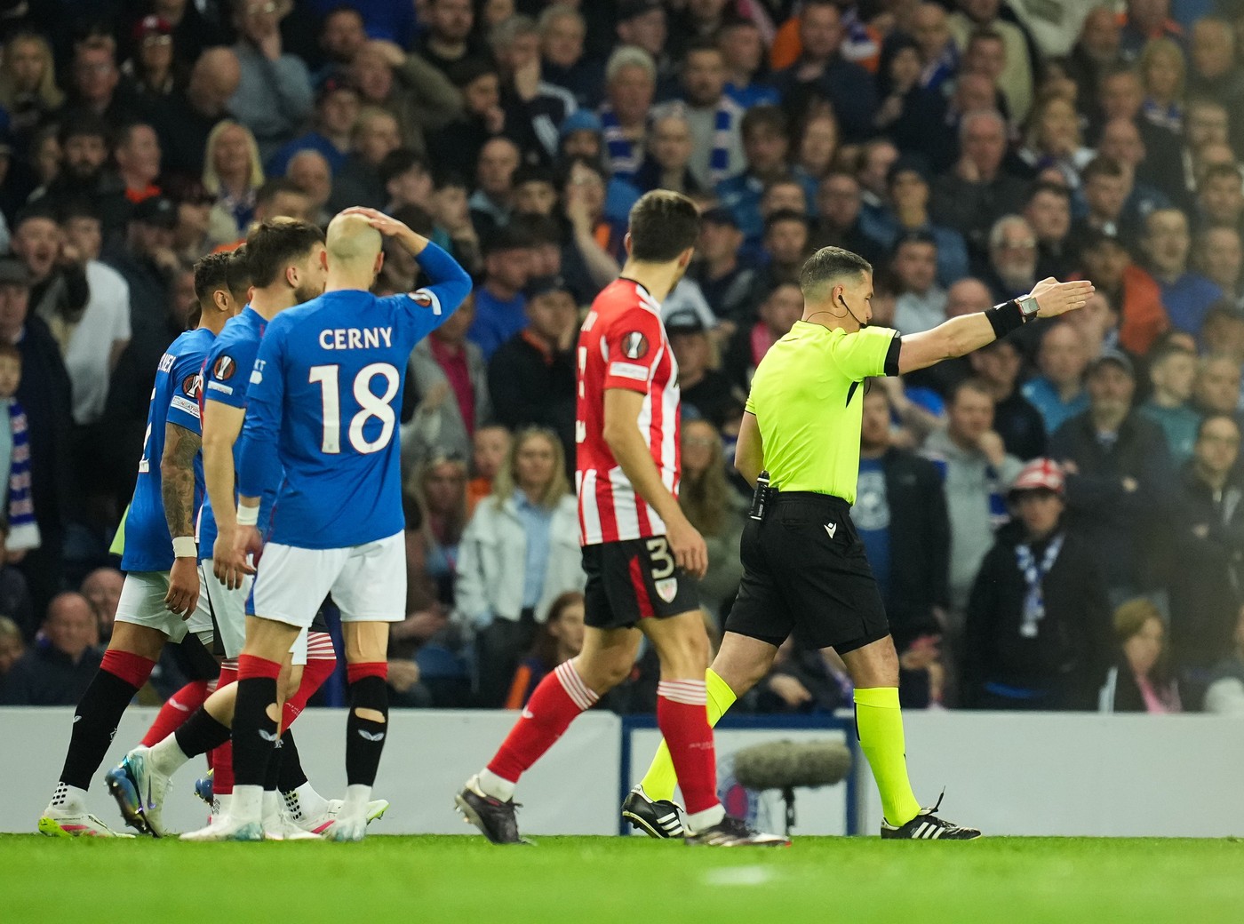 Verdict fără milă pentru Istvan Kovacs, după nebunia de la Rangers - Athletic Bilbao: ”Suspendare!”