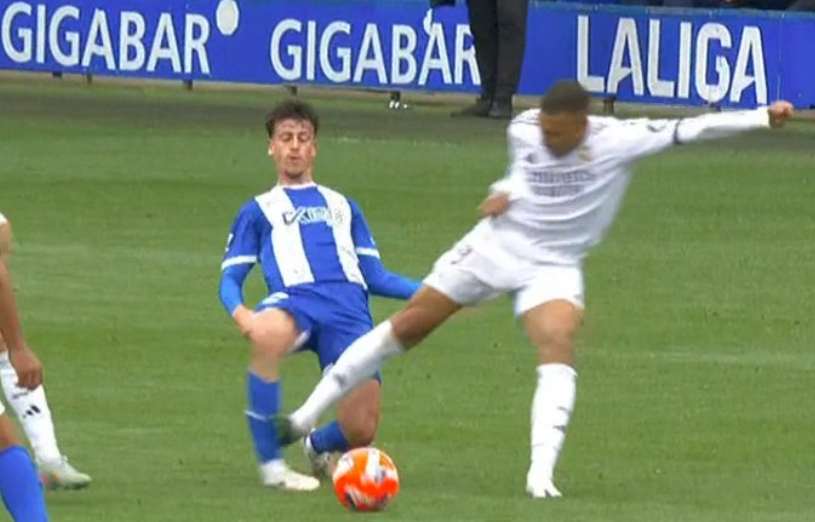 Kylian Mbappe și-a aflat pedeapsa, după intrarea ”horror” din Alaves - Real Madrid