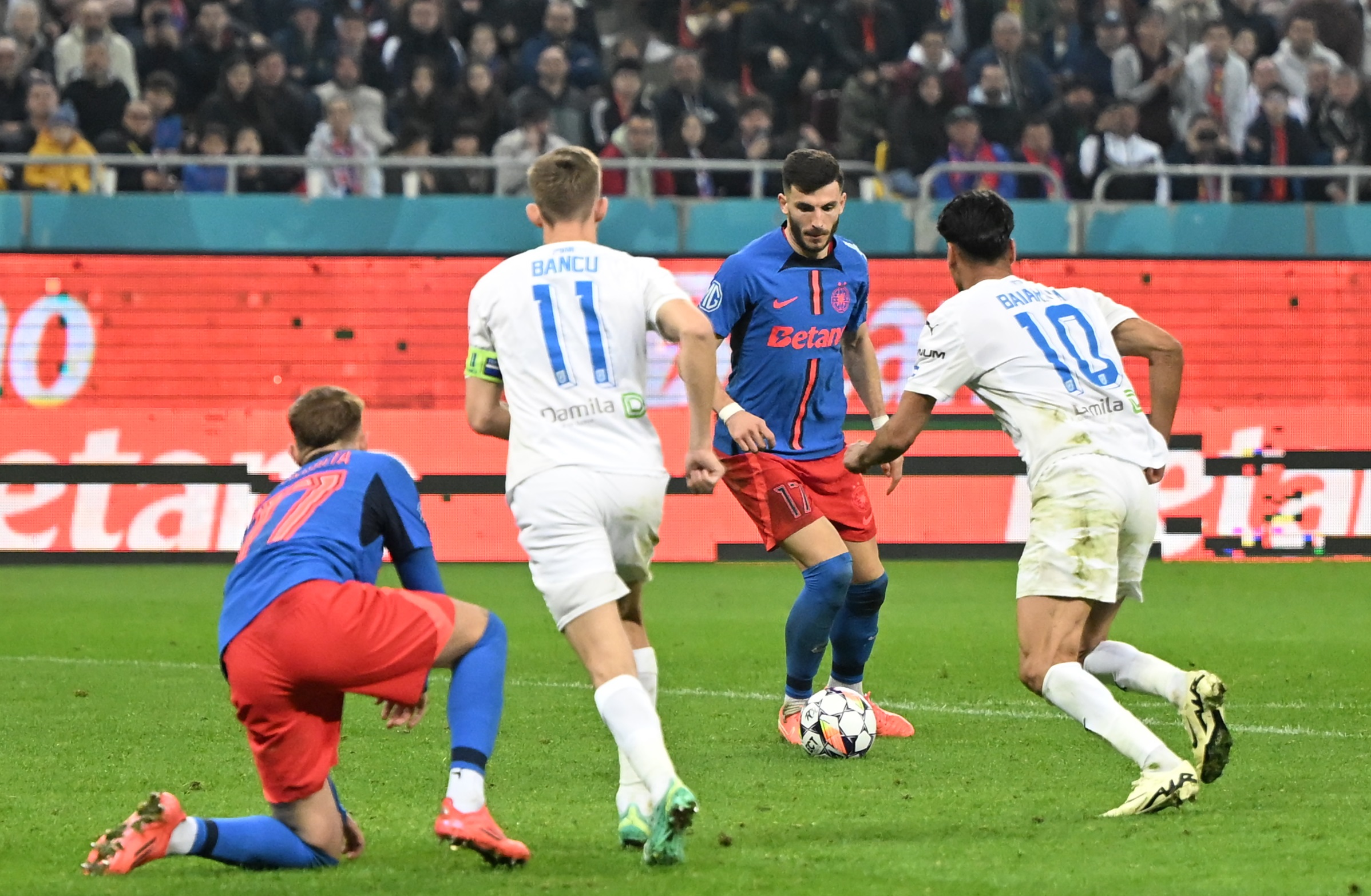 Universitatea Craiova - FCSB 0-0, ACUM, DGS 1! Duel tare în Bănie pentru lupta la titlu