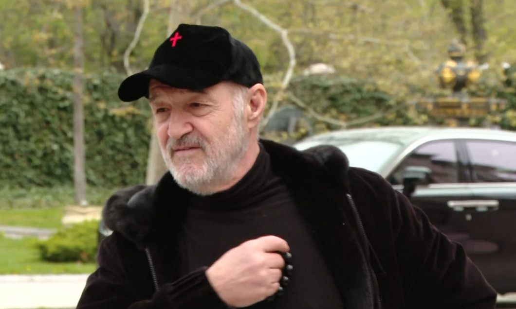gigi becali palat