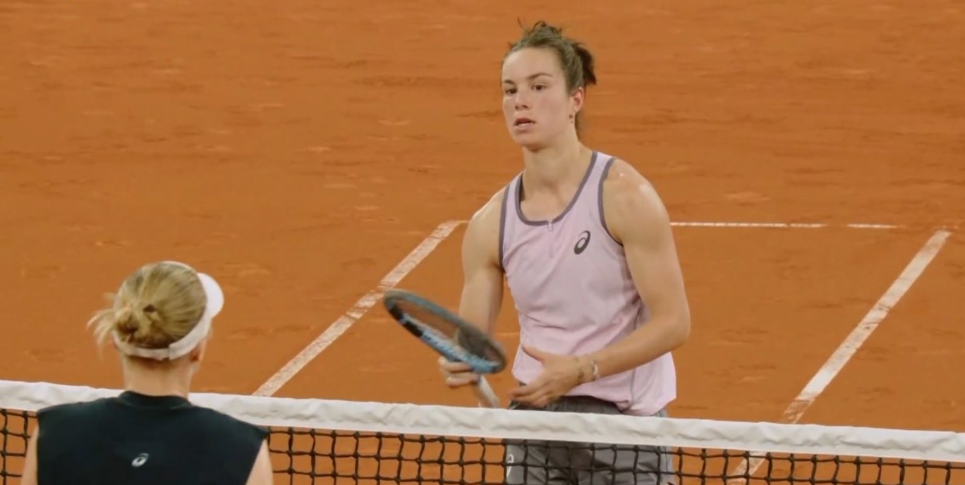 Scene neverosimile! S-a dus la arbitru și a avut o singură cerință: ”Poți să-i zici să se dea cu deodorant?”