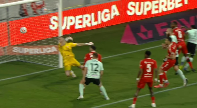 UTA Arad - Sepsi 0-1, ACUM, Digi Sport 1. GOOOL! Oberlin deschide scorul!