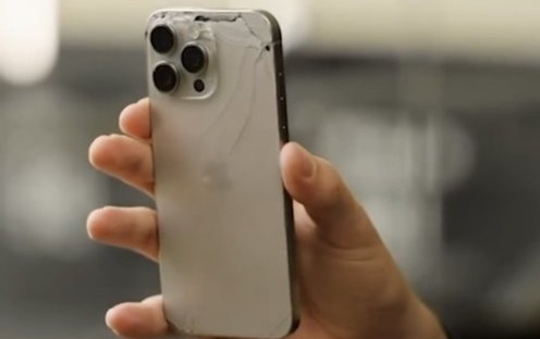 Superstarul care a recunoscut că și-a spart telefonul când a aflat că a fost vândut de echipa sa: "Am avut inima frântă!"