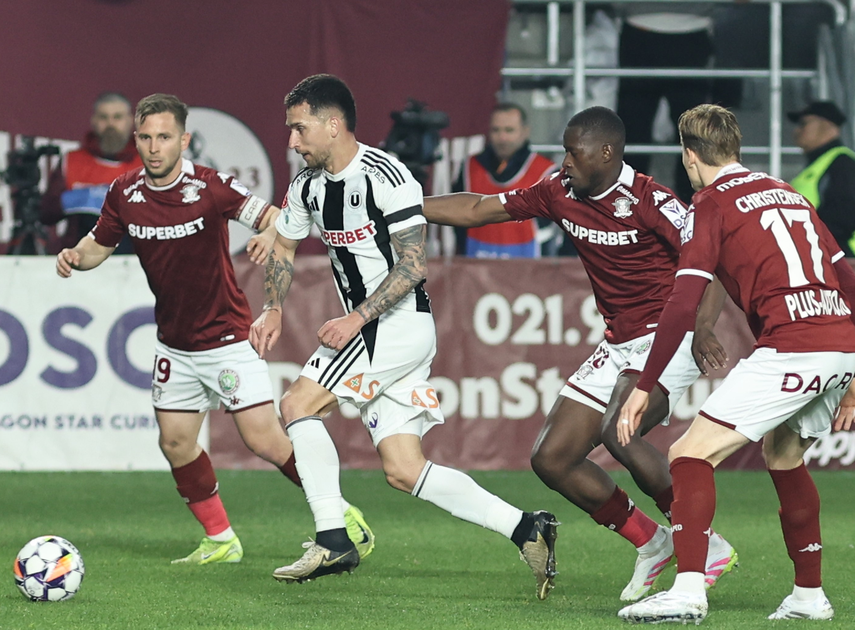 Imagine Stire Rapid - ”U” Cluj, LIVE VIDEO, 20:30, Digi Sport 1. Luptă pentru primul loc din play-off-ul SuperLigii | 2review.ro