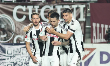 FOTBAL: FC RAPID 1923 BUCURESTI - FC UNIVERSITATEA CLUJ, SUPERLIGA SUPERBET - PLAY-OFF (19.04.2025)