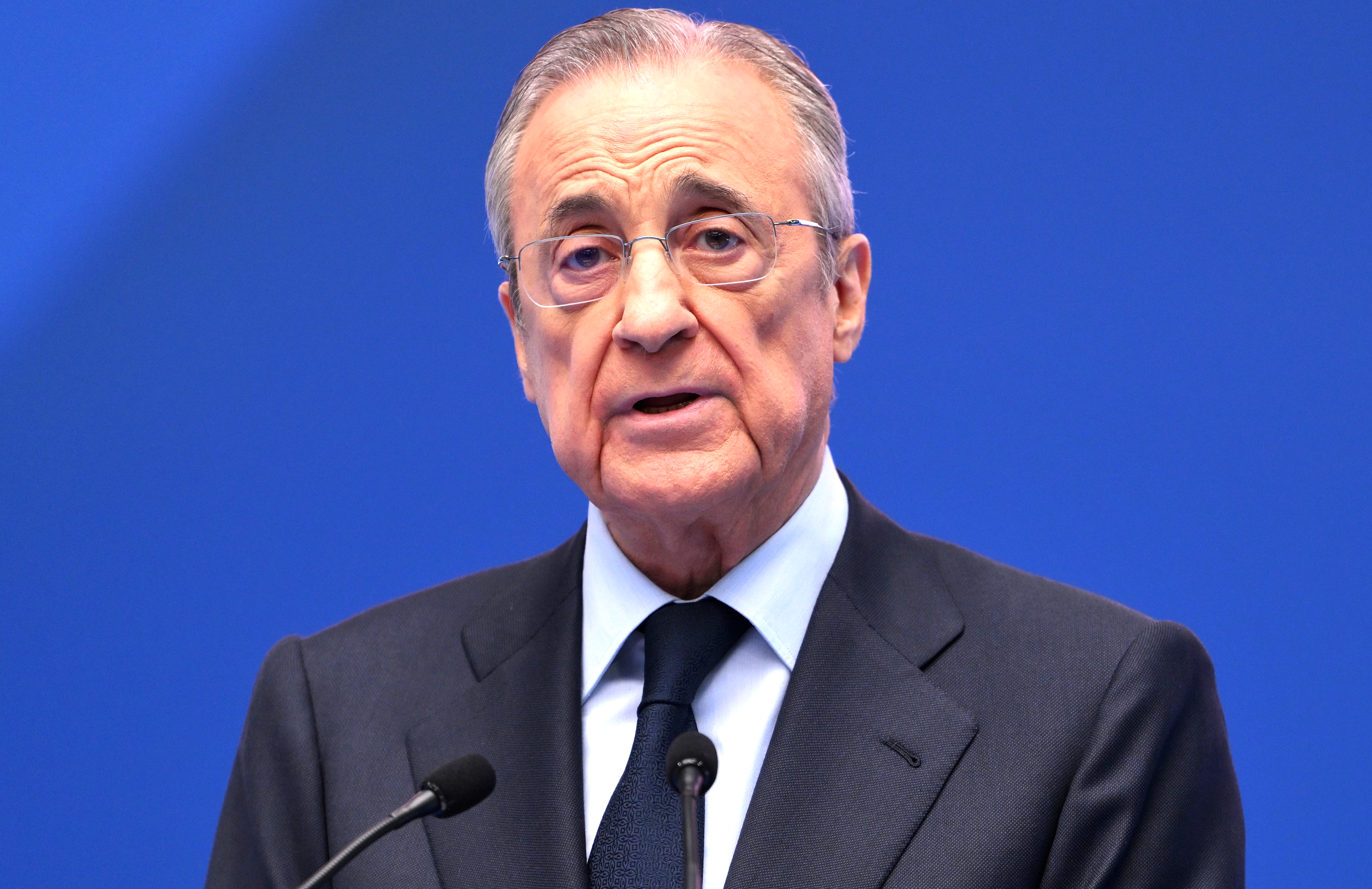 Imagine Stire Gata! Florentino Perez a luat decizia înainte de El Clasico, Barcelona - Real Madrid | 2review.ro
