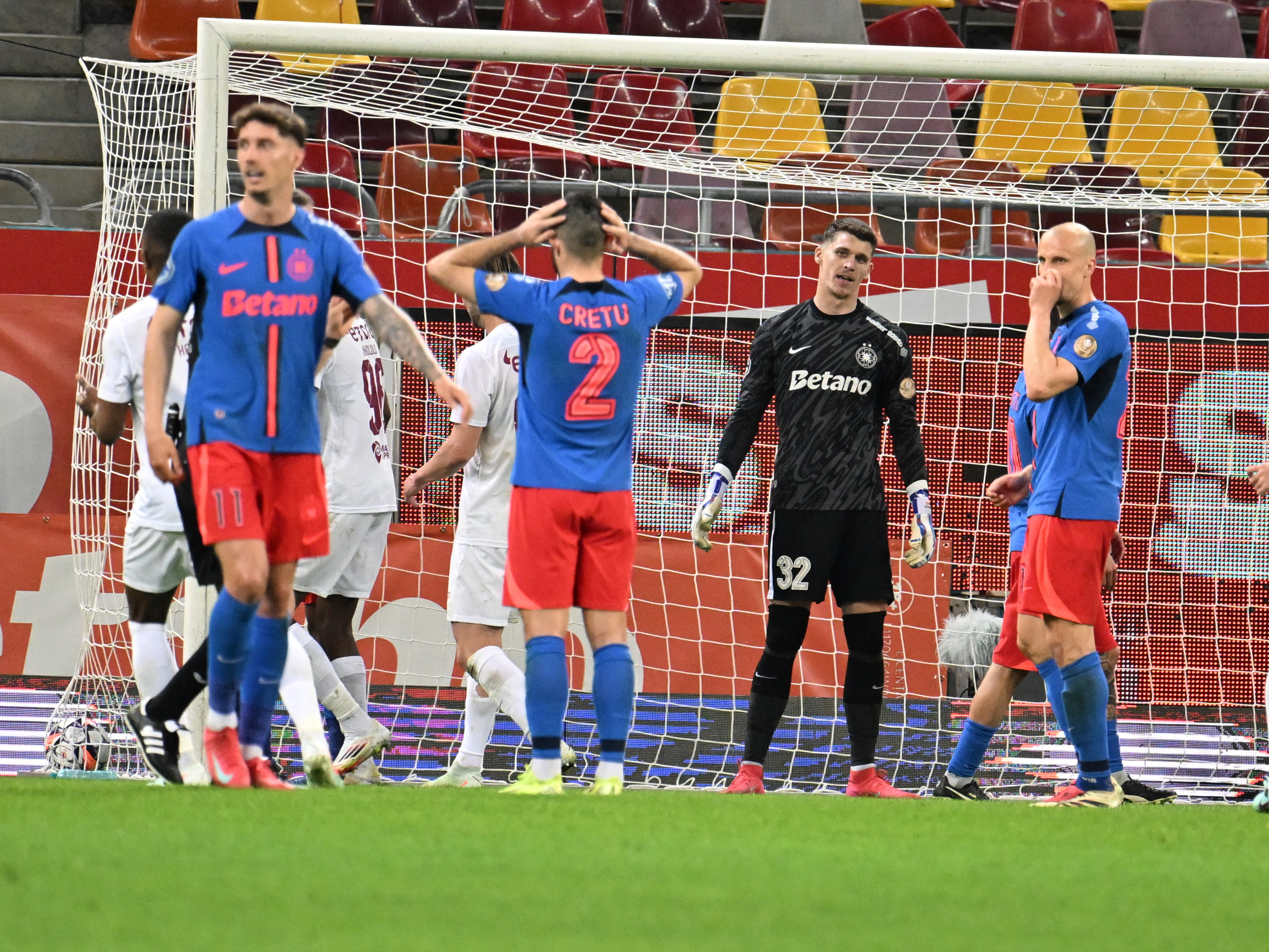 ”Nu e o glumă!”. Anunțul conducerii lui CFR Cluj înainte de Rapid - FCSB