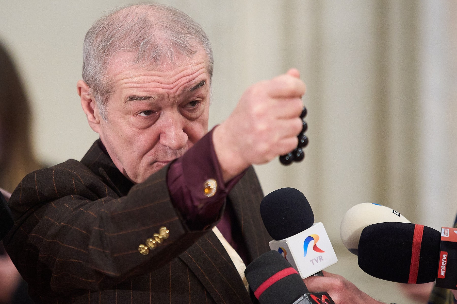 Gigi Becali îl vrea cu orice preț, dar încă n-a semnat noul contract: ”Viața nu e doar despre bani”