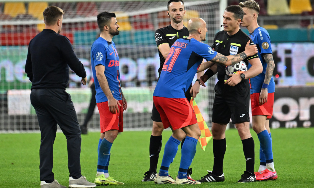 FOTBAL:FCSB-CFR CLUJ, PLAY OFF SUPERLIGA SUPERBET (20.04.2025)