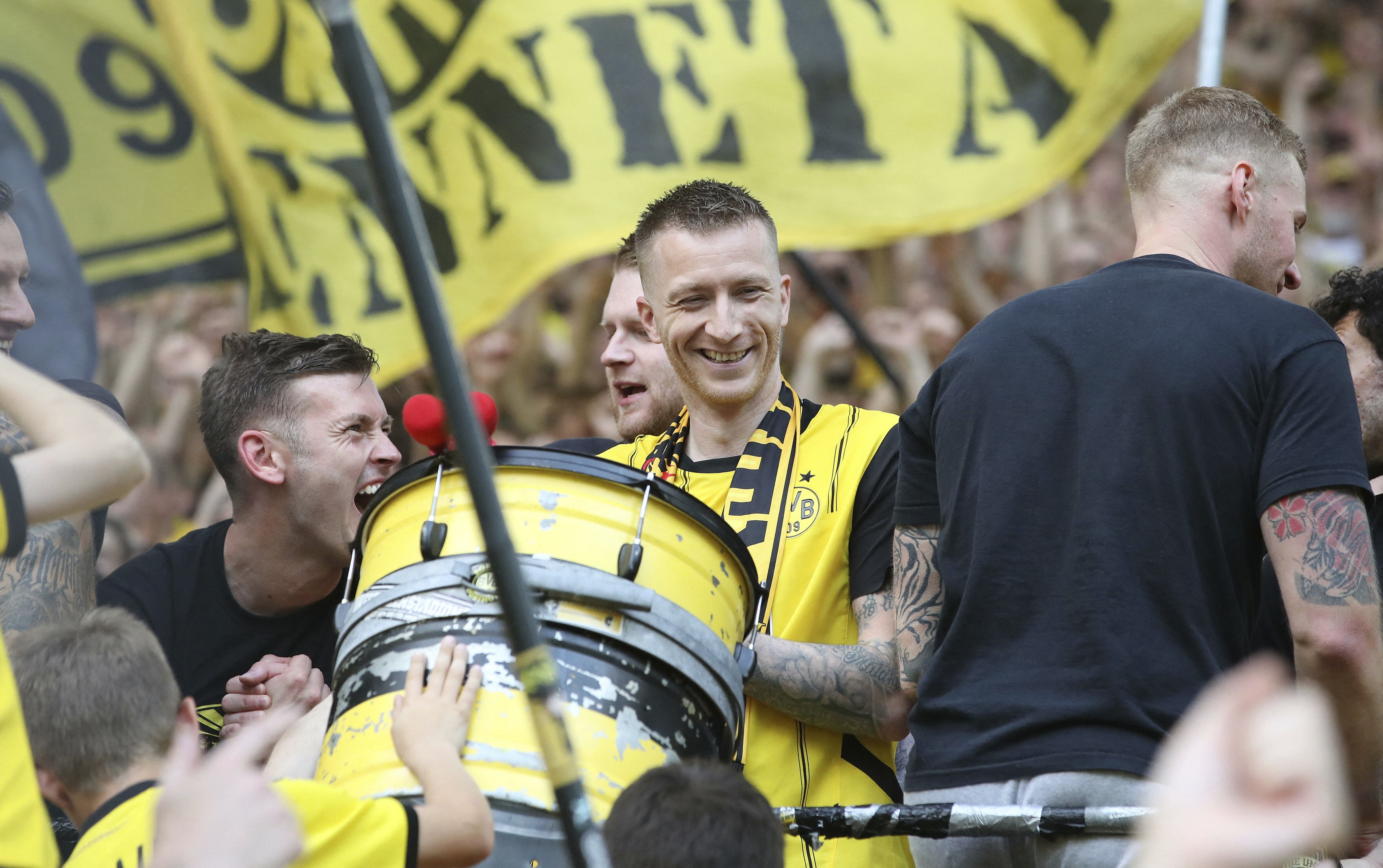 Marco Reus revine la Borussia Dortmund