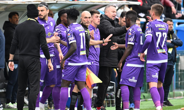 FOTBAL:FC VOLUNTARI-FC ARGES, PLAY OFF LIGA 2 CASA PARIURILOR (15.04.2025)