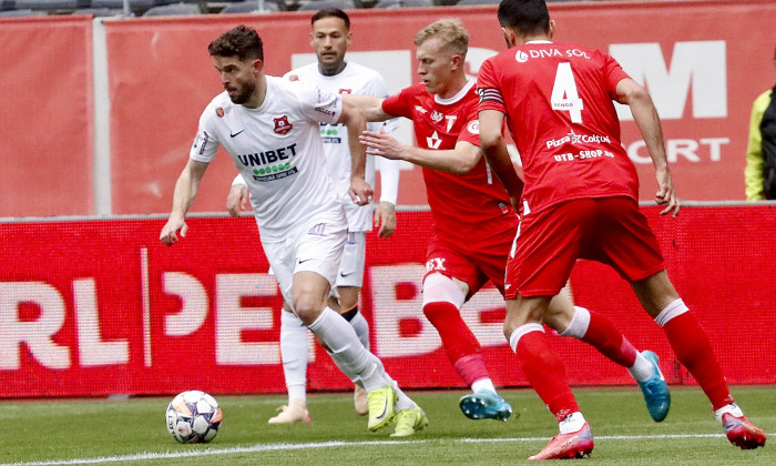 FOTBAL: AFC HERMANNSTADT SIBIU - UTA ARAD, SUPERLIGA SUPERBET - PLAY-OUT (26.04.2025)