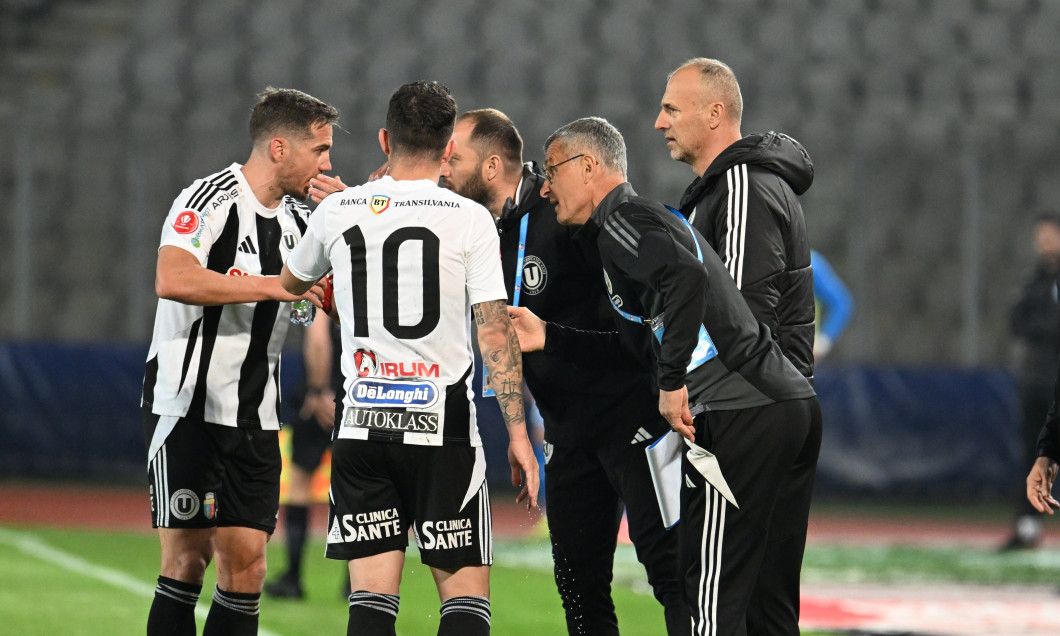 FOTBAL:UNIVERSITATEA CLUJ-UNIVERSITATEA CRAIOVA, PLAY OFF SUPERLIGA SUPERBET (26.04.2025)