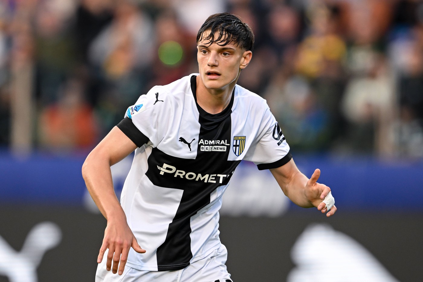 A primit încredere de la Cristi Chivu, iar la vară ar putea prinde transferul carierei: Parma i-a stabilit prețul