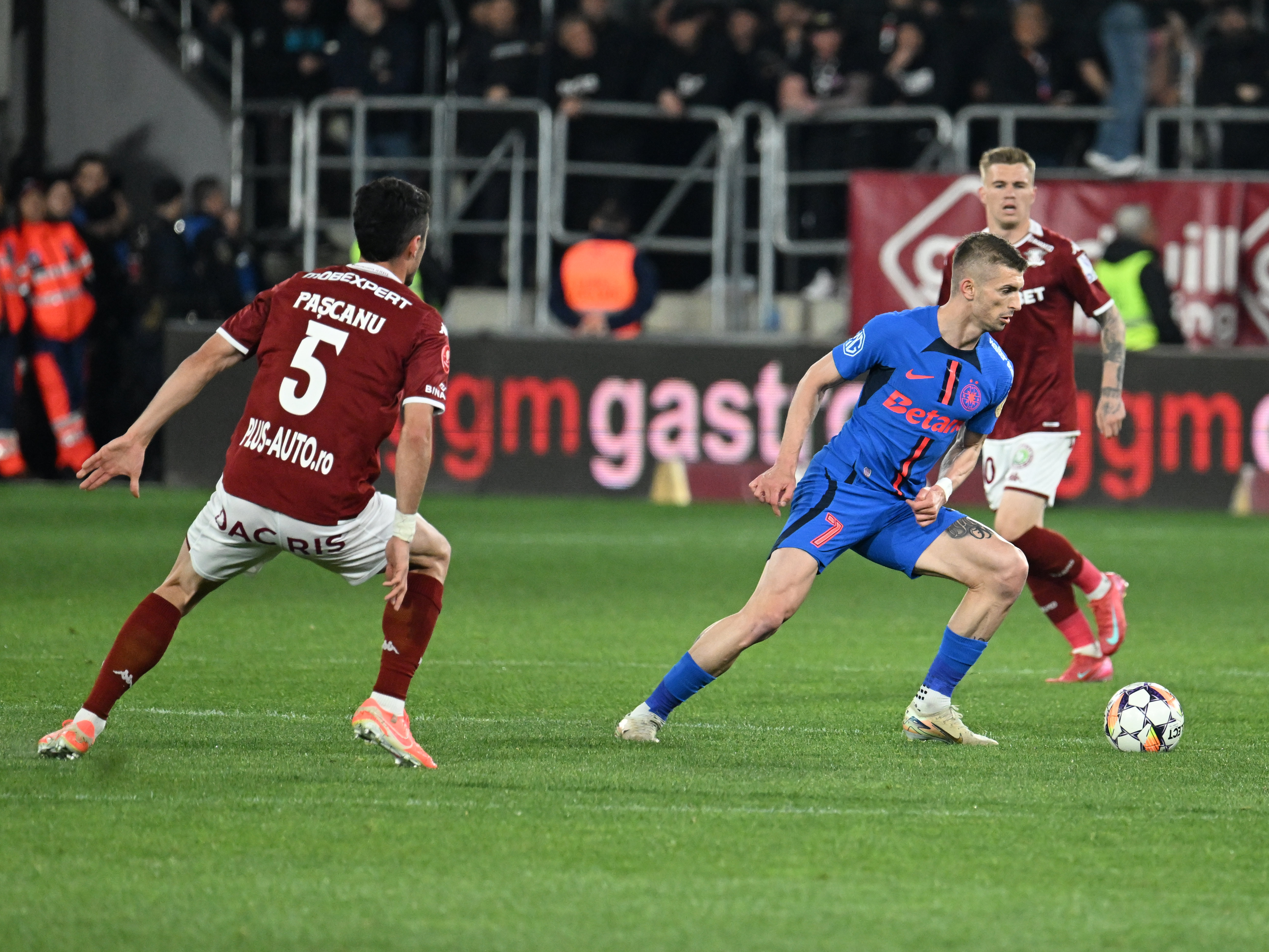 Florin Tănase nu s-a ferit după Rapid - FCSB: ”S-au obișnuit să fim mereu furați”. Ce a spus despre jocul echipei