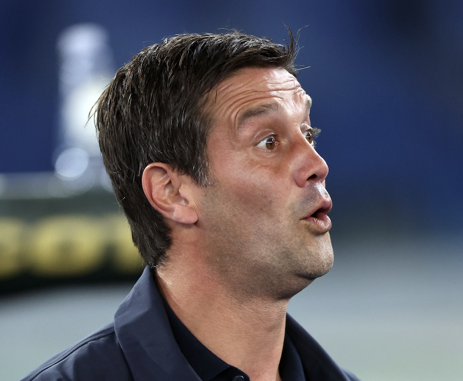Ce lovitură: Cristi Chivu intră la negocieri!