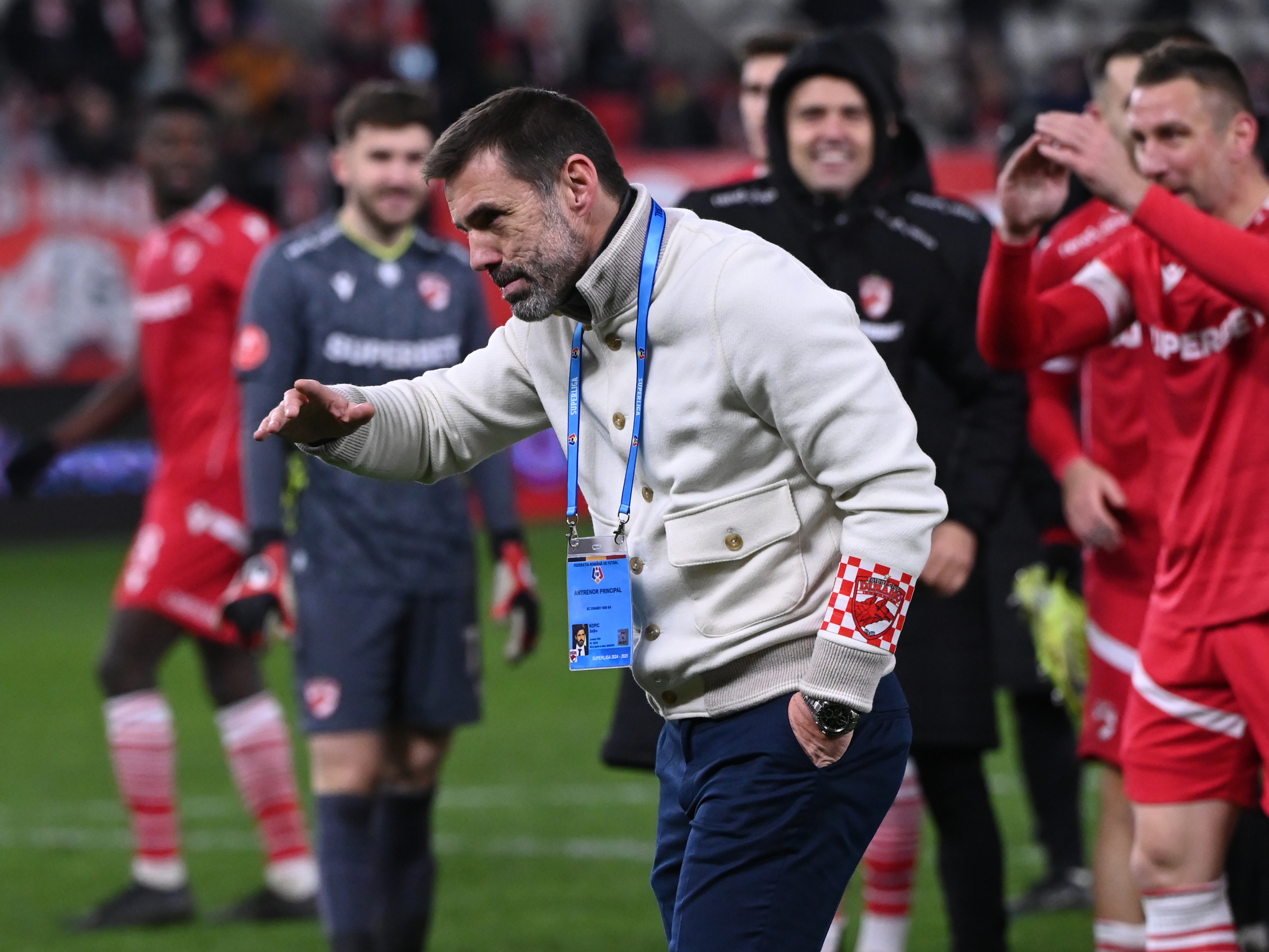Ziua în care vestiarul lui Dinamo i-a cerut lui Nicolescu să-l dea afară pe Kopic. Dezvăluiri tari din interior