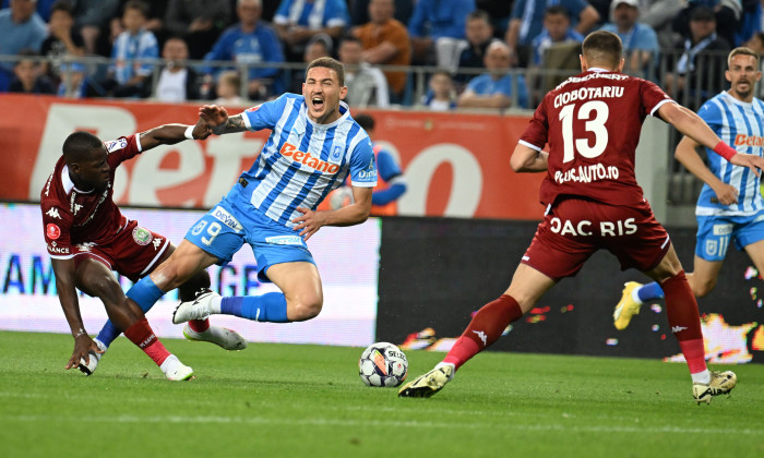 FOTBAL:UNIVERSITATEA CRAIOVA-RAPID BUCURESTI, PLAY OFF SUPERLIGA SUPERBET (2.05.2025)