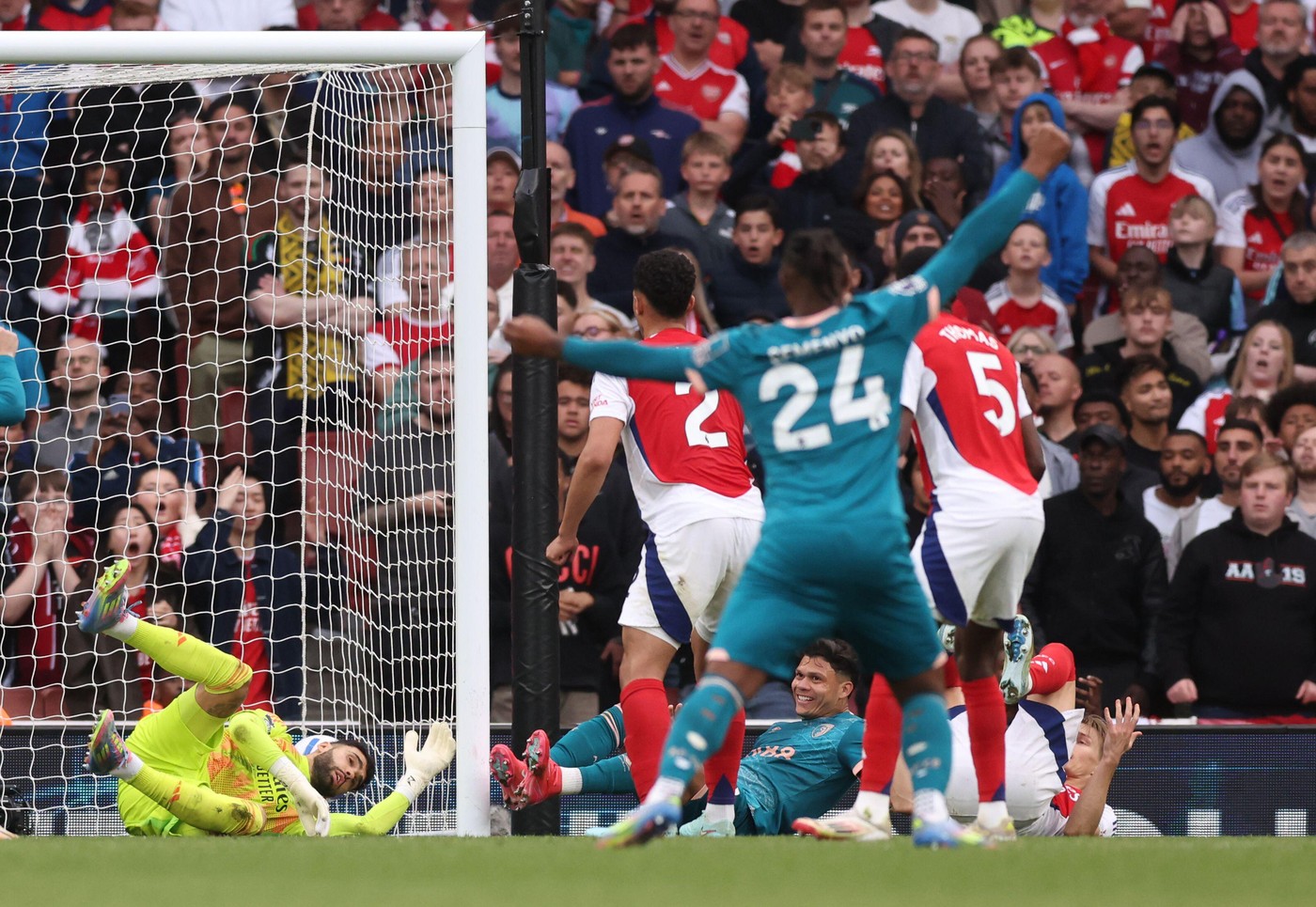 Arsenal - Bournemouth 1-2. Oaspeții au întors scorul și s-au impus pe terenul ”Tunarilor”