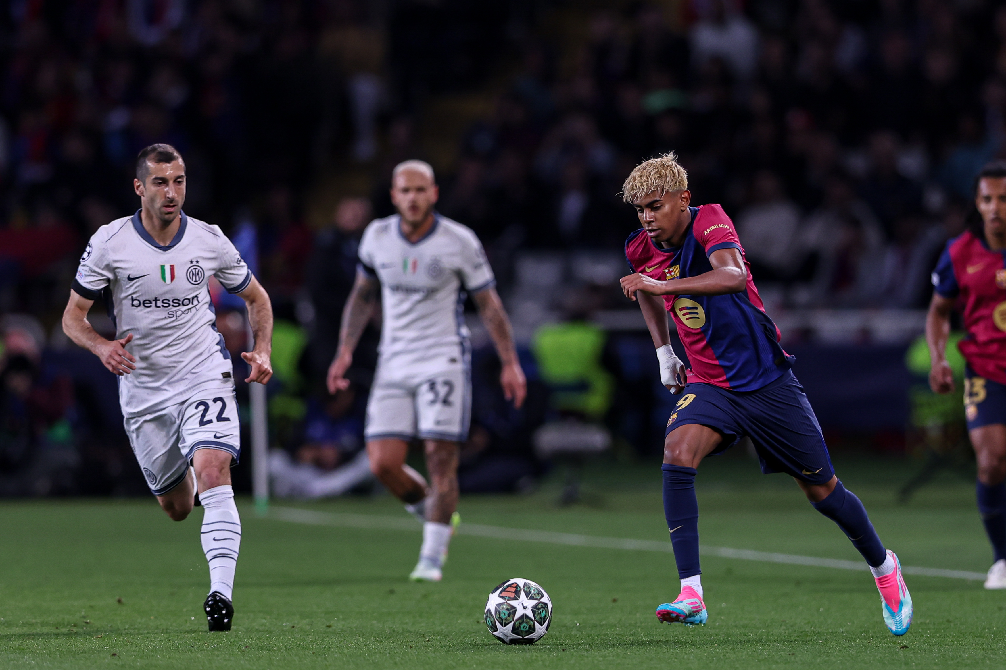 Președintele FIFA a ales între Barcelona și Inter, înaintea marelui meci din semifinalele Champions League