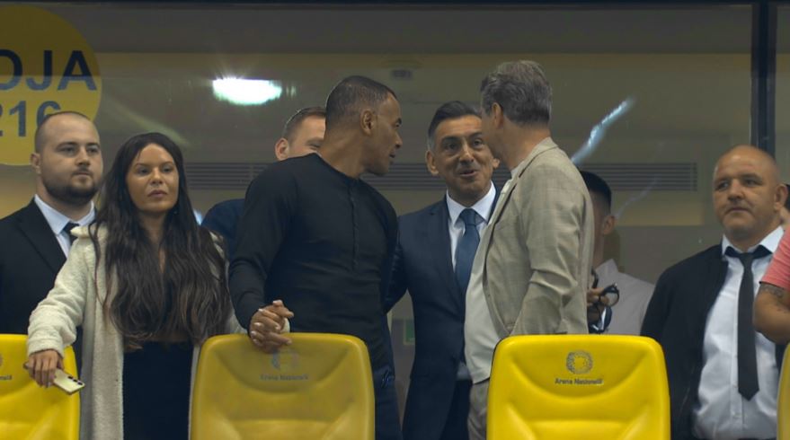 ”Lume bună” la FCSB - Dinamo! Ilie Dumitrescu a dat mâna cu un dublu campion mondial