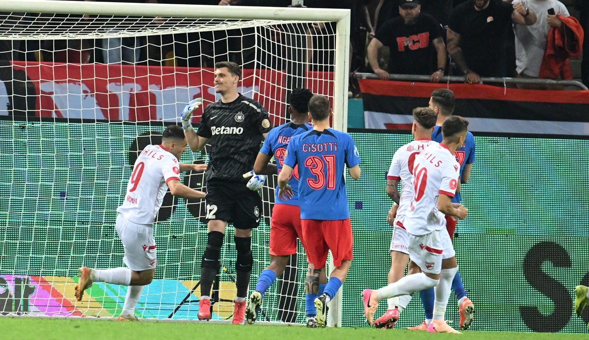 Și-a anunțat plecarea după FCSB - Dinamo și apoi le-a cerut scuze fanilor: "Este dureros!"