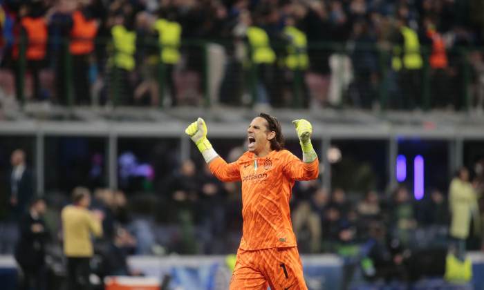 Yann Sommer of Inter FC celebrating after Hakan Calhanoglu of Inter FC scored a goal on a penalty kick during the Uefa Champions League 2024/45, semi-final second leg, football match between FC Inter and FC Barcelona on 06 Maj 2025 at San Siro Stadium, Mi