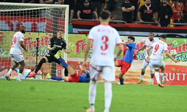 FOTBAL:FCSB-DINAMO BUCURESTI, PLAY OFF SUPERLIGA SUPERBET (5.05.2025)