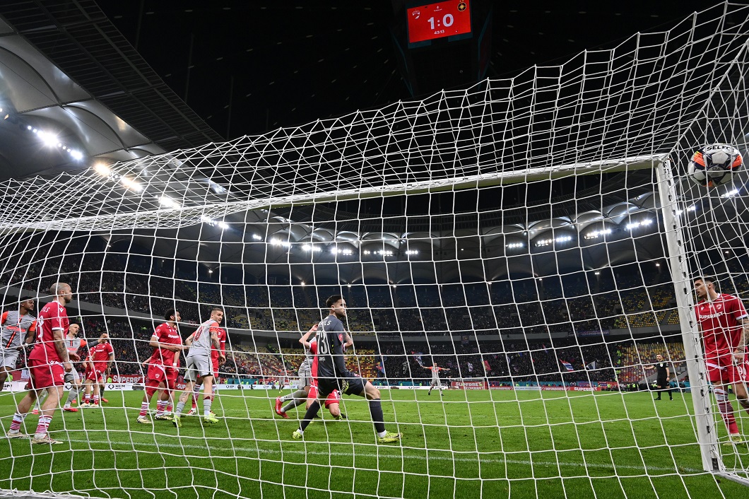 Veste mare pentru FCSB și Dinamo, după decizia FIFA