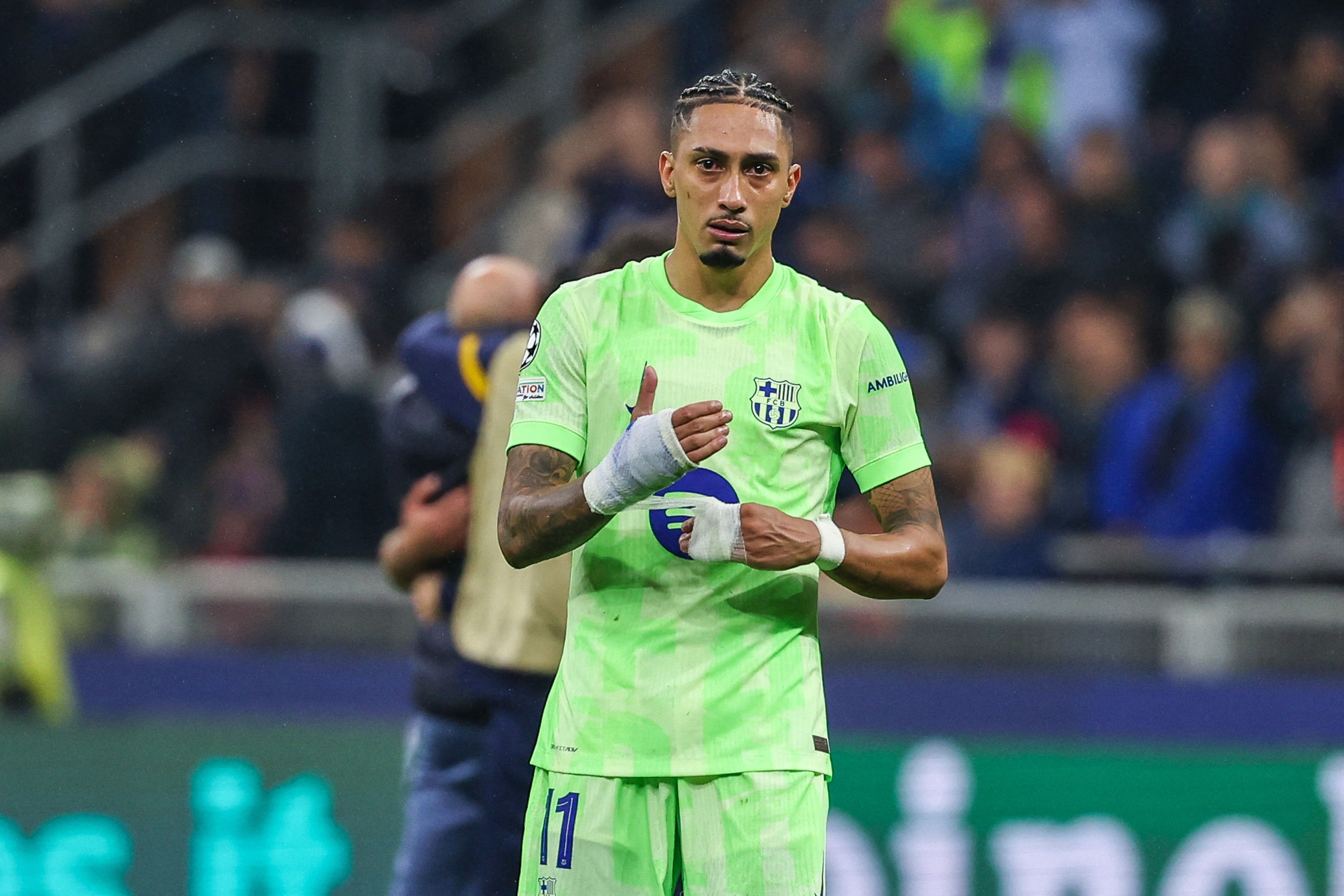 Nu s-a putut abține! Un fost ”galactic” a luat-o peste picior pe Barcelona, după eliminarea din Champions League