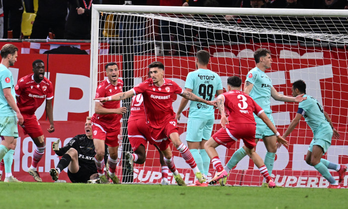 FOTBAL:DINAMO BUCURESTI-CFR CLUJ, PLAY OFF SUPERLIGA SUPERBET (28.04.2025)