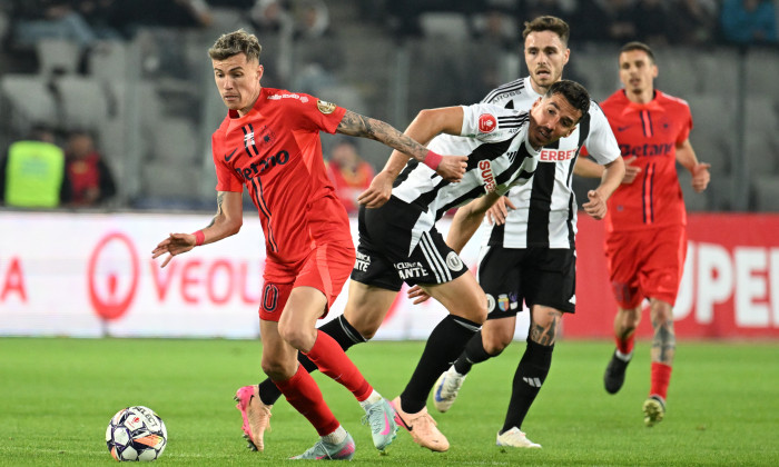 FOTBAL:UNIVERSITATEA CLUJ-FCSB, PLAY OFF SUPERLIGA SUPERBET (11.05.2025)